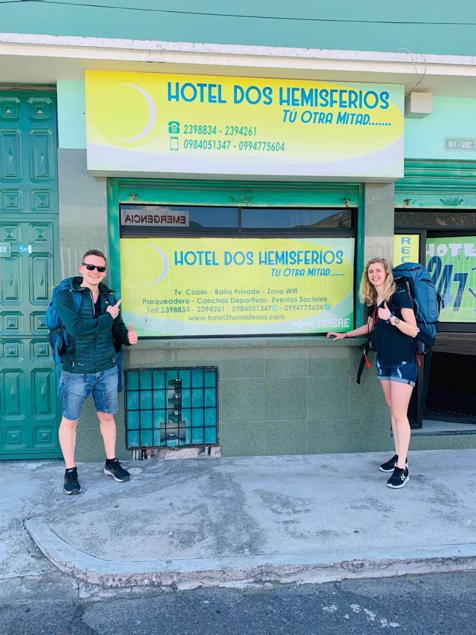 Dos Hemisferios Hotel Кито Екстериор снимка